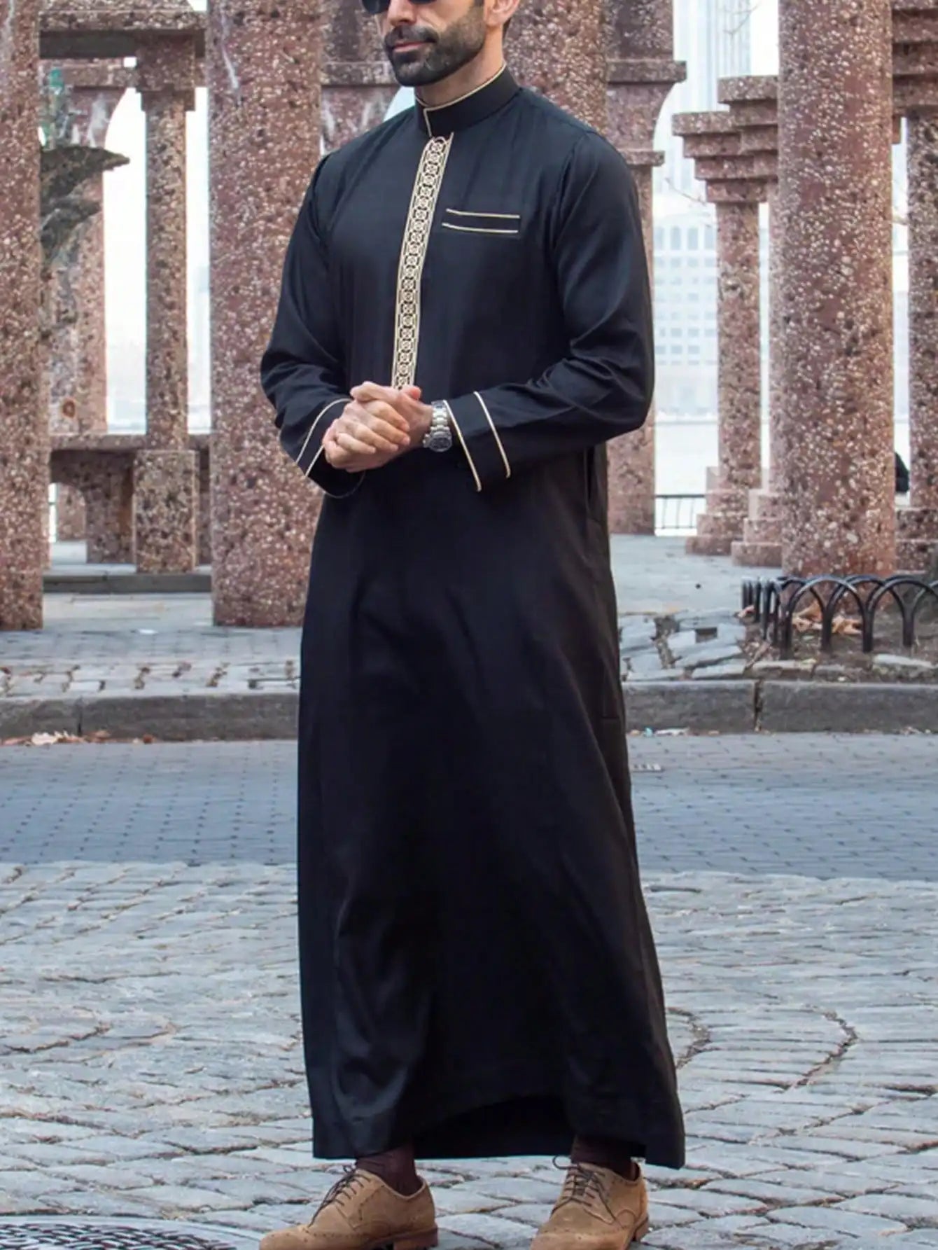 2025Islamic muslim Arabic men's robe long sleeve embroidered stand collar arabian thobe for men